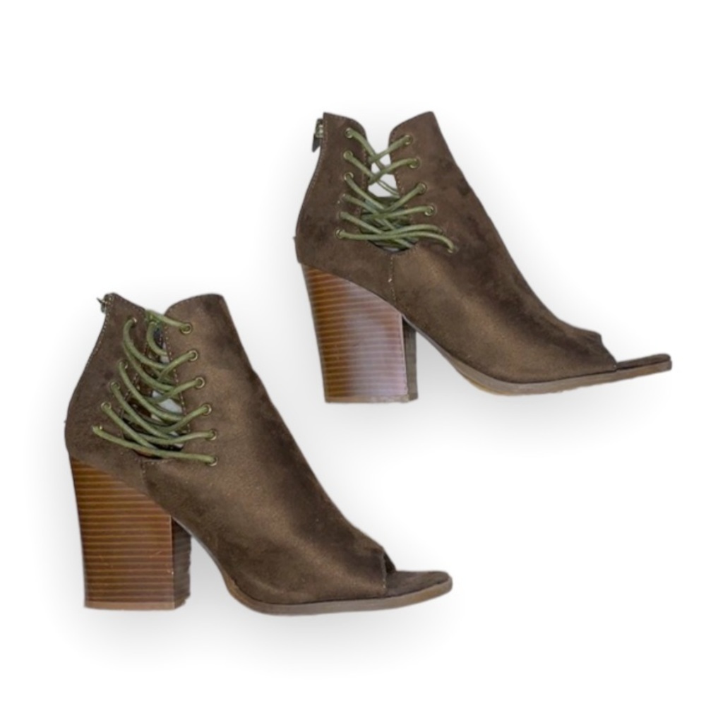 Bamboo Barracuda Suede Peep Toe Booties Lace Up Chunky Heel Tan Size 9